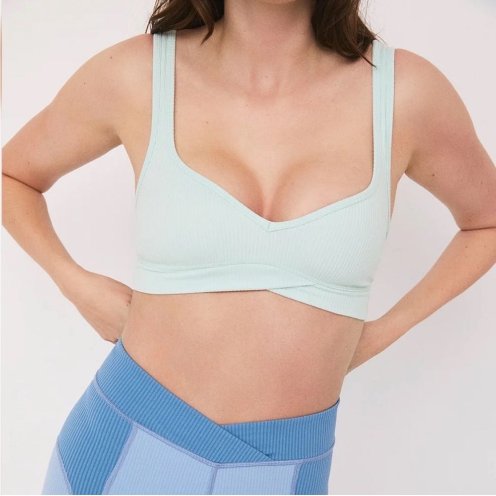 NWT- For ❤️&🍋🍋- Size M- Ribbed Sports Bra